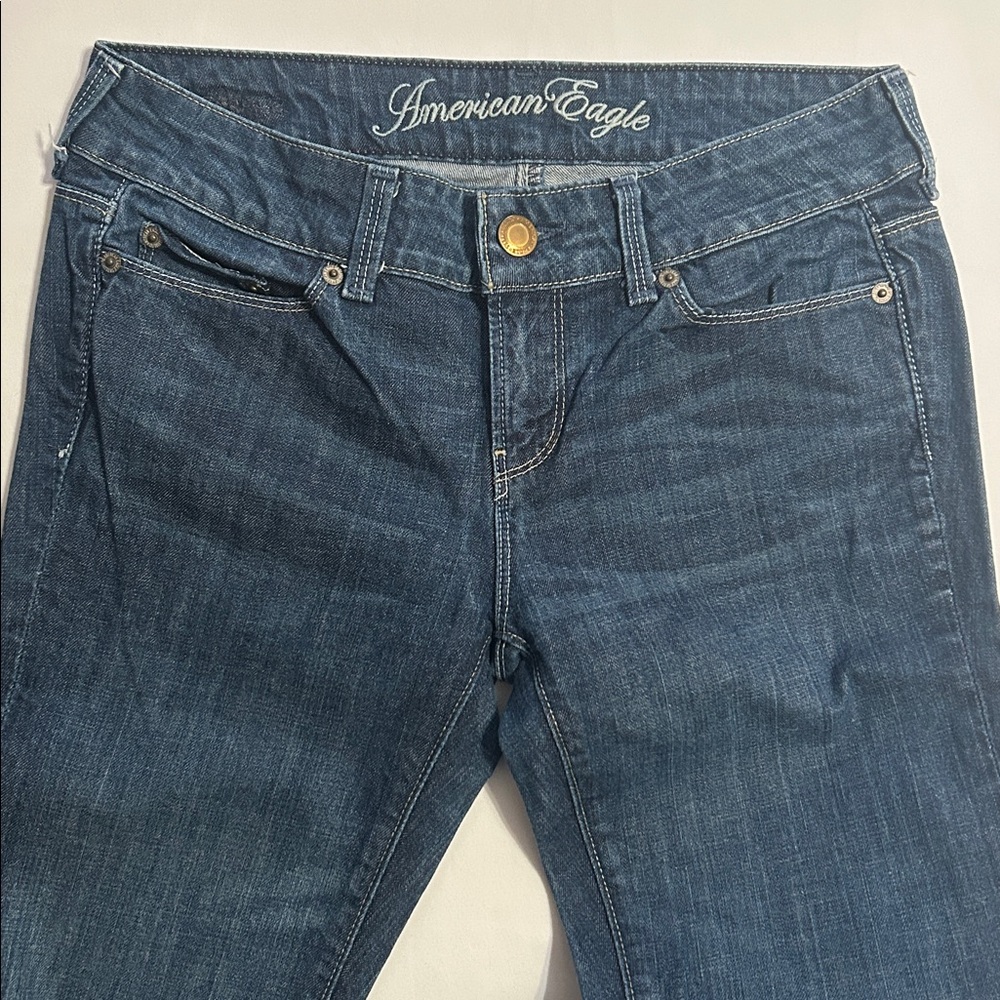 American Eagle Live Your Life Flare Jeans - Size 4 - Picture 7 of 9